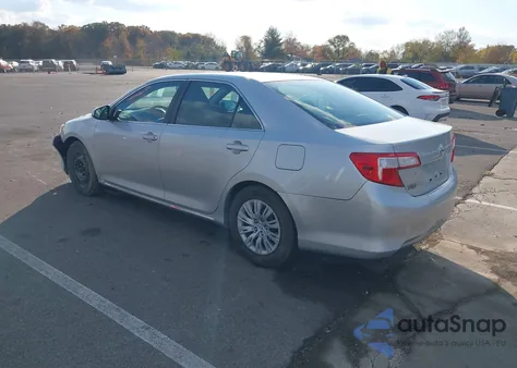 2012 Toyota Camry Le z USA, uszkodzony, nr VIN 4T4BF1FK3CR230460